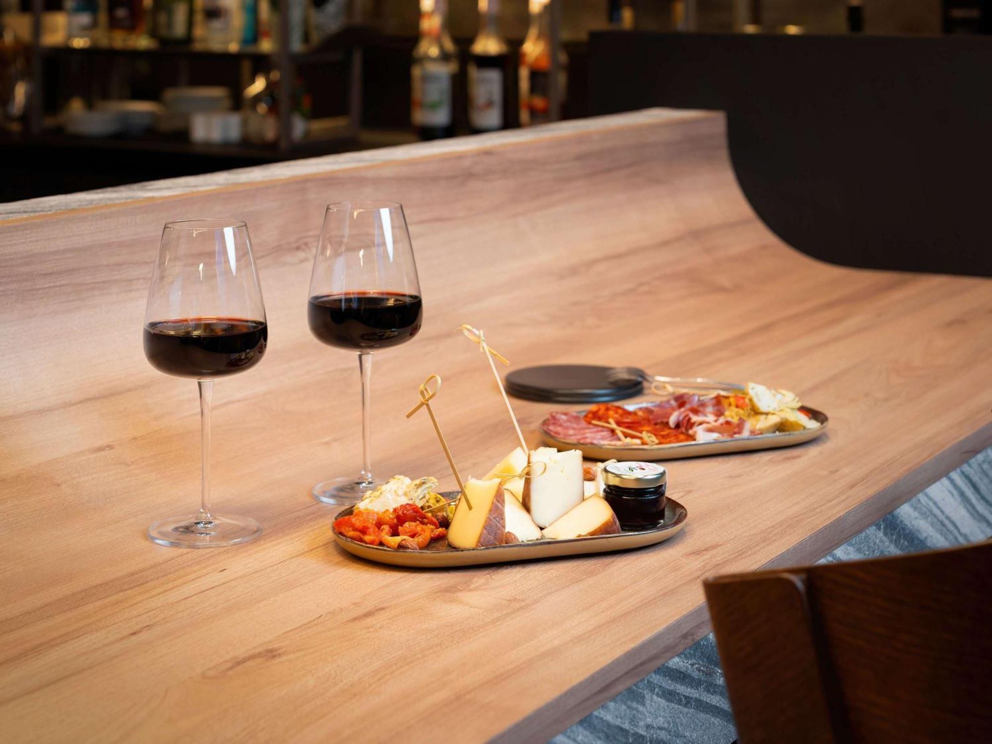 Mercure Libourne Saint Emilion Exterior photo